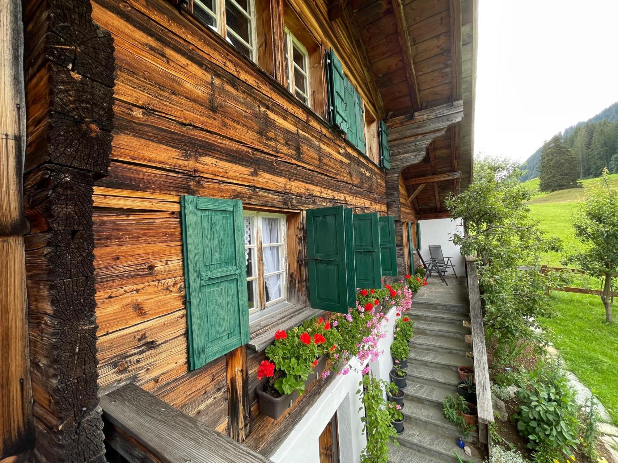 Alpenchalet Haldeli Gstaad Ferienwohnung Im 1-Stock Exterior foto