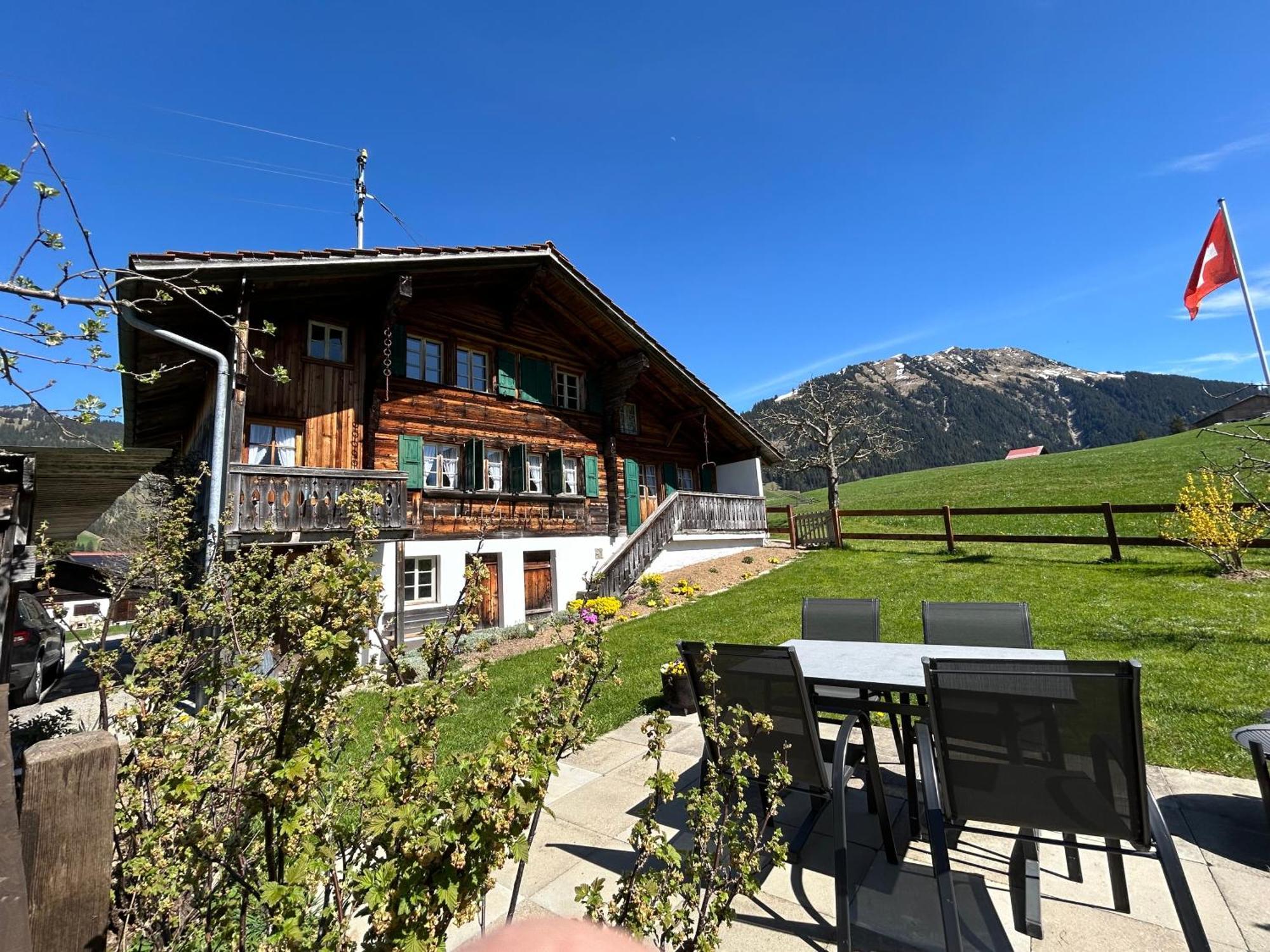 Alpenchalet Haldeli Gstaad Ferienwohnung Im 1-Stock Exterior foto